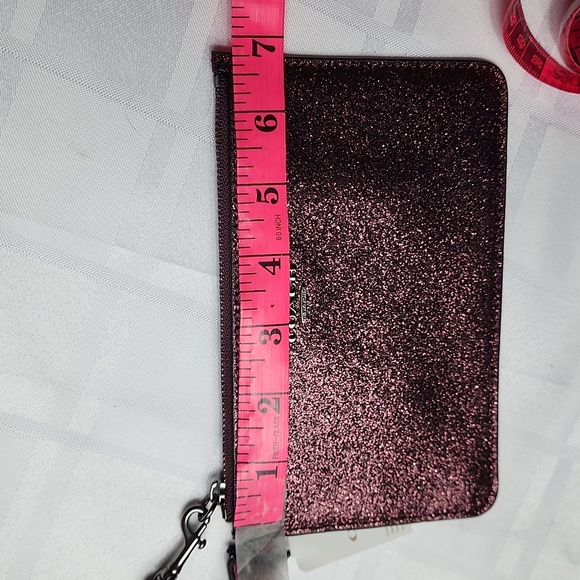 Nine West Vintage Women's Burgundy Faux Croc Wristlet - Picture 8 of 10